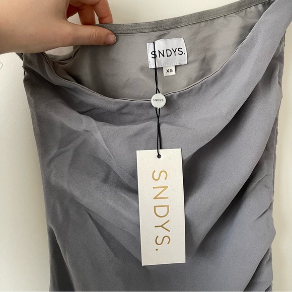 SNDYS / REVOLVE NORA DRESS strapless grey maxi dress - Picture 4 of 8